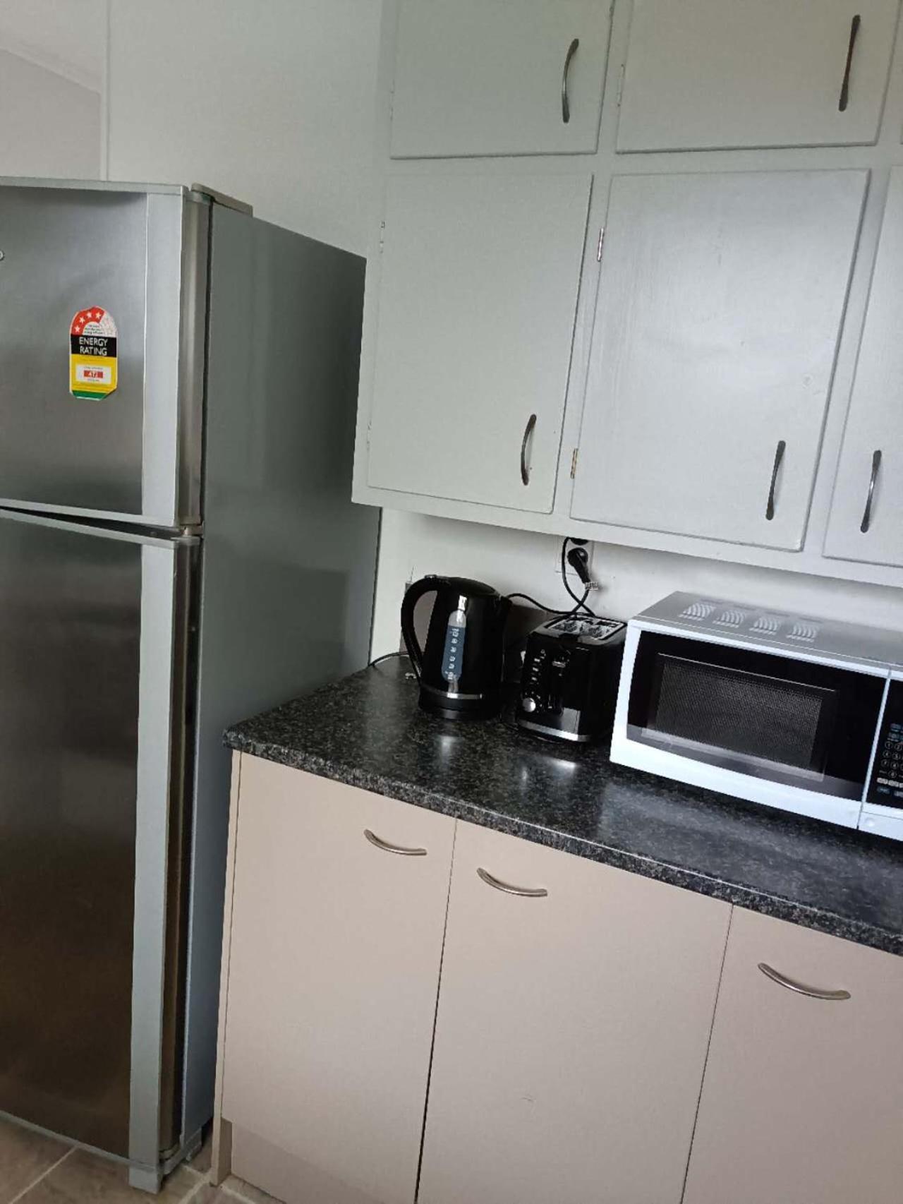 Three-Bedroom House A At 23 Mallard Drive, Selwyn Heights Rotorua Luaran gambar