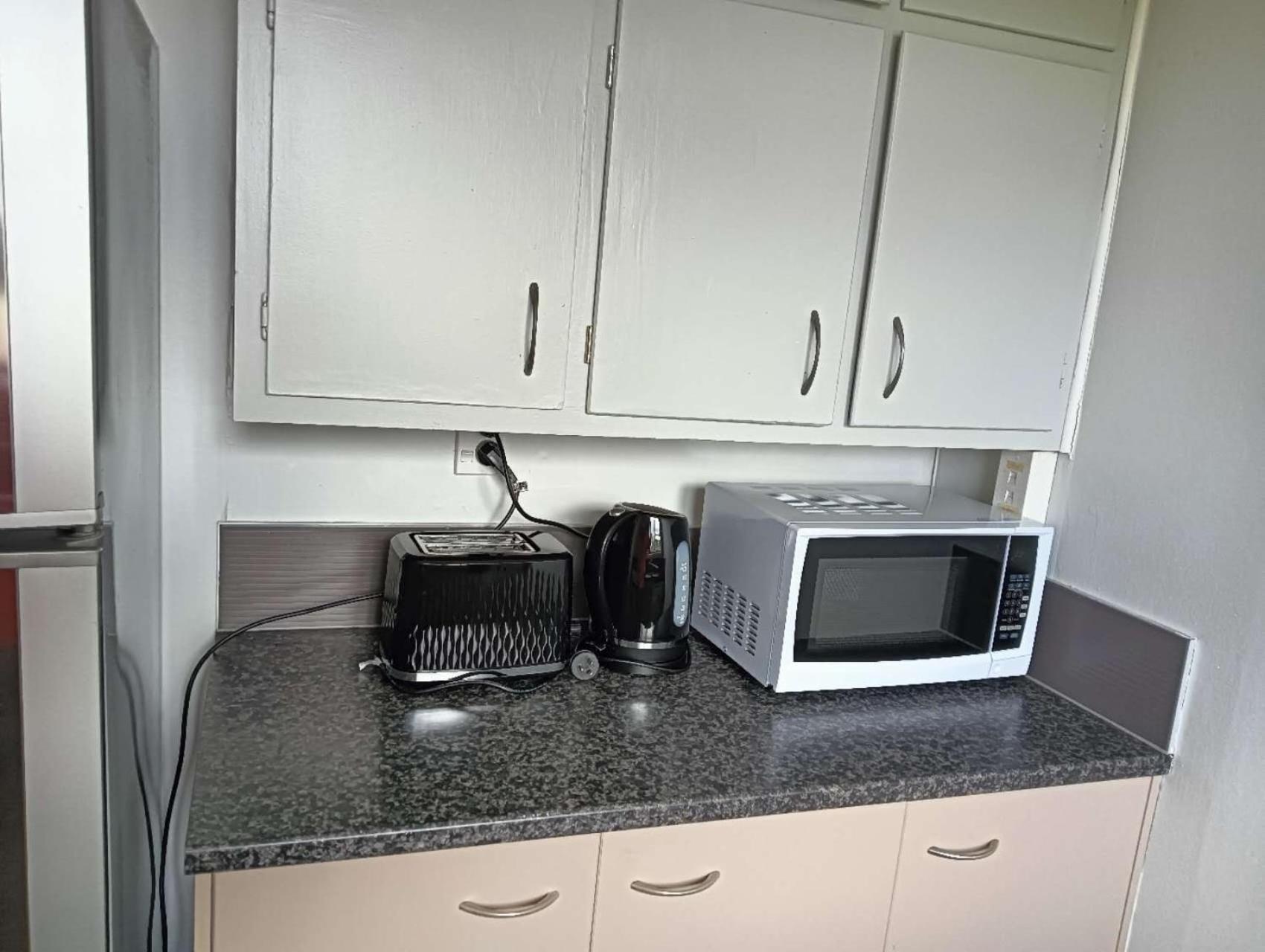 Three-Bedroom House A At 23 Mallard Drive, Selwyn Heights Rotorua Luaran gambar